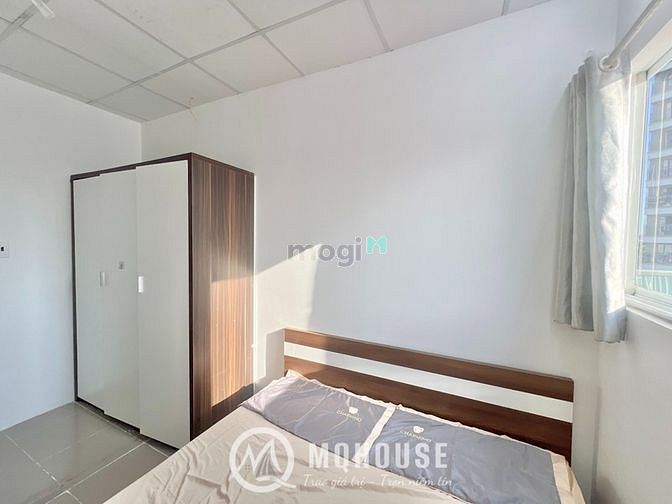 Hình ảnh Mb6623 nạp rút nhanh chóng 2PN + 1 phòng khách full NT có cửa sổ thoáng mát ngay sân bay
