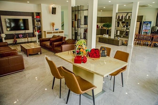 Hình ảnh Cho thuê biệt thự Thảo Điền 800m2 có hồ bơi giá 150tr/tháng