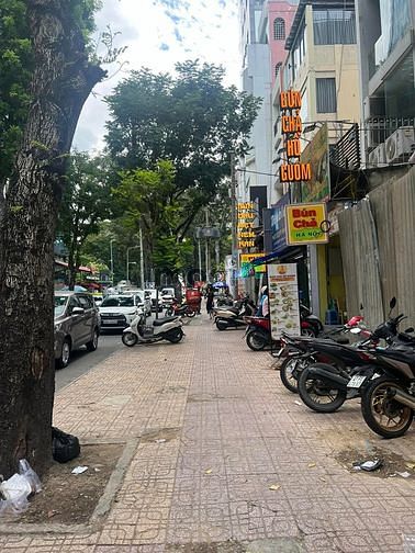Hình ảnh ✅Mặt Tiền KD Sầm Uất Trương Định, Cực Kỳ Hiếm!!