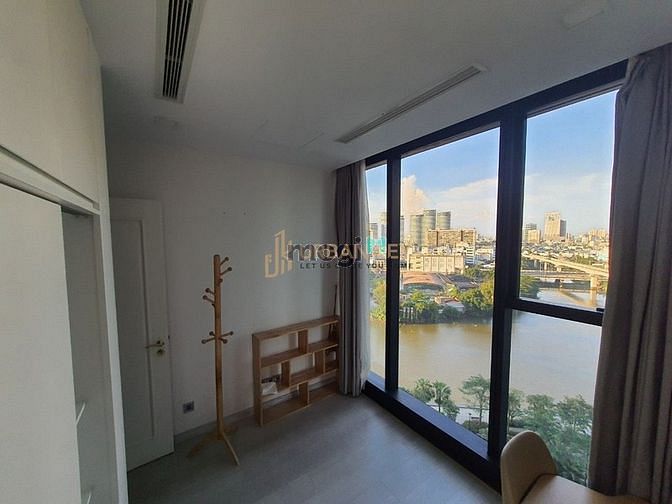Hình ảnh Cho Thuê 2 Phòng Ngủ Vinhomes Golden River - Ba Son View Sông Thị Nghè