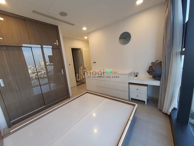 Hình ảnh Cho Thuê 2 Phòng Ngủ Vinhomes Golden River - Ba Son View Sông Thị Nghè