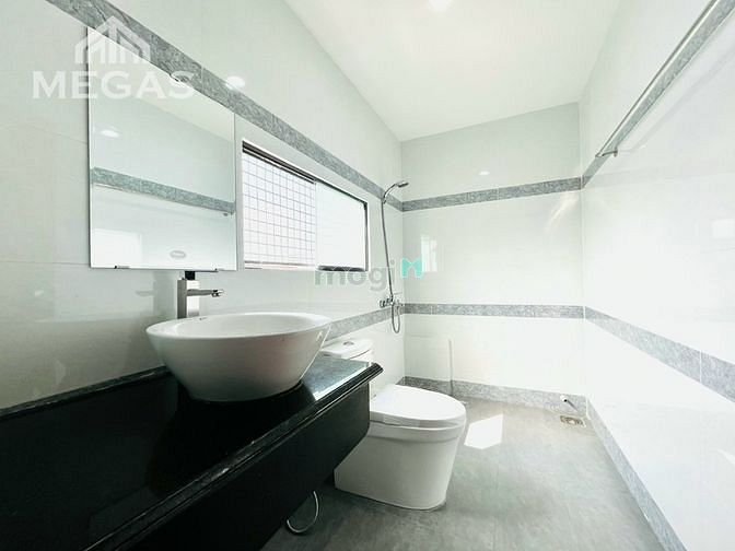 Hình ảnh Cho thuê CHDV Siêu Thoáng - Máy giặt riêng ngay Lê Thị Hồng