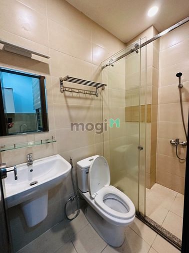 Hình ảnh Cho thuê Trang Chủ MB66.COM / Đăng Ký Tặng 66K cửa sổ giếng trời khu K300 Quận Tân Bình