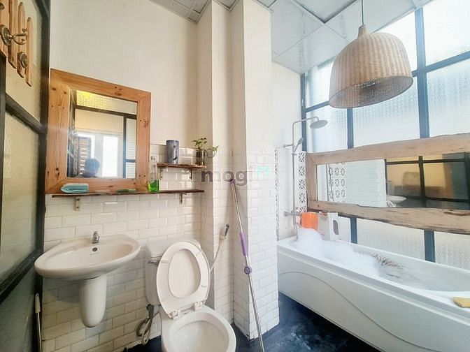 Hình ảnh Mb6623 nạp rút nhanh chóng ngay trung tâm Quận 1, gần Bitexco Tower, cầu Calmette