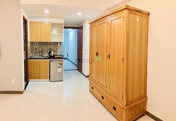 Hình ảnh Studio full nội thất cửa sổ, ban công lớn gần Vincom TTC