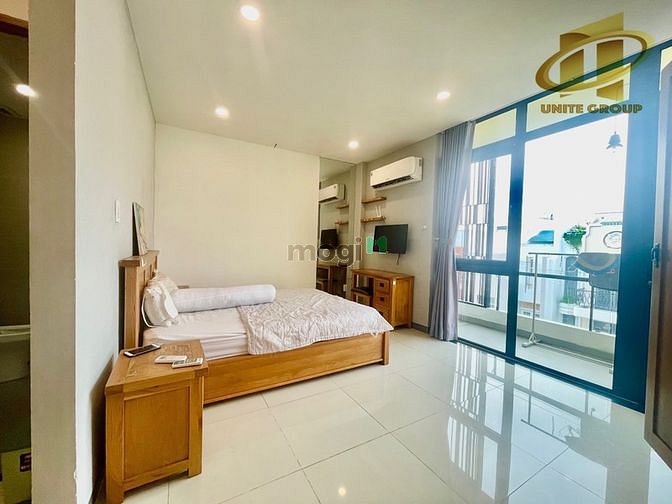 Hình ảnh Studio full nội thất cửa sổ, ban công lớn gần Vincom TTC
