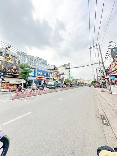 Hình ảnh Cần bán lô đất vị trí đẹp mặt tiền 752 Huỳnh Tấn Phát Q7 giá 15 tỷ