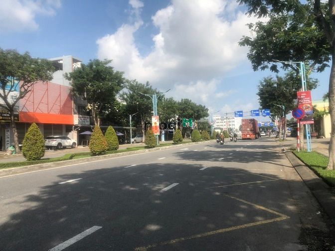 Hình ảnh Bán lô Đất 125m2 mặt tiền Lê Đại Hành, gần Nguyễn Hữu Thọ
