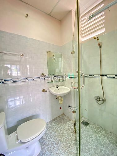 Hình ảnh Phòng studio sang trọng, thoáng ngay Việt Nam Quốc Tự