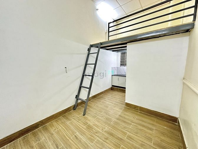 Hình ảnh Phòng duplex siêu đẹp nội thất cơ bản mới 100% ở ngay sân bay Tân Bình