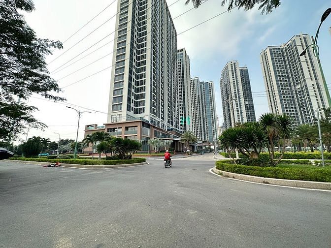 Hình ảnh CHo Thuê 1000-7000m2 đất 4 MT ngay Ecogreen,Nguyễn Văn Linh.Quận 7 -