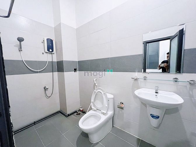 Hình ảnh Cho Thuê Studio Cửa Sổ Trời, Giá Hạt Dẻ Khu Sân Bay Tân Sơn Nhất