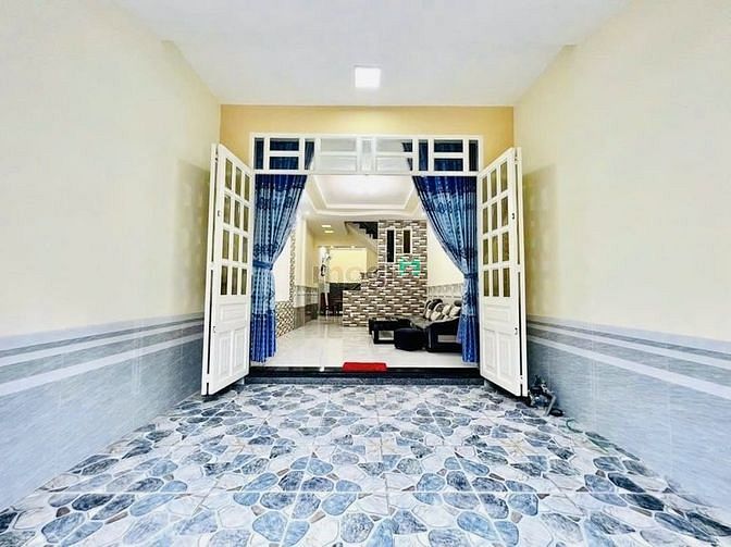 Hình ảnh Bán Nhà 3 Tầng, 64m2, TCH 10, Q12, Hẻm Xe Hơi.