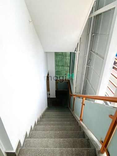 Hình ảnh Tòa Nhà 40CD Út Tích 12,5 x 23 ~ 1200m2 sàn suốt