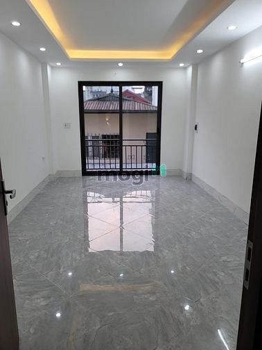 Hình ảnh Nhà đẹp long lanh ngõ Nguyễn Văn Cừ, giá 3.85 tỷ, 32m2x5T ẢNH THẬT