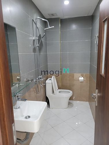 Hình ảnh Nhà đẹp long lanh ngõ Nguyễn Văn Cừ, giá 3.85 tỷ, 32m2x5T ẢNH THẬT
