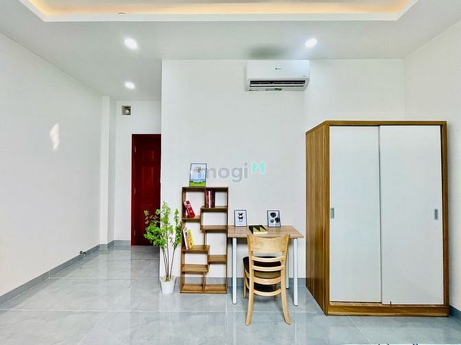 Hình ảnh Phòng trọ đi bộ qua Đại học Văn Lang giá sinh viên