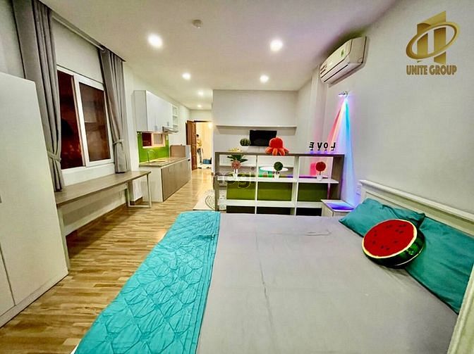 Hình ảnh Studio ban công ngay cầu Calmette, mặt tiền đường Quận 4