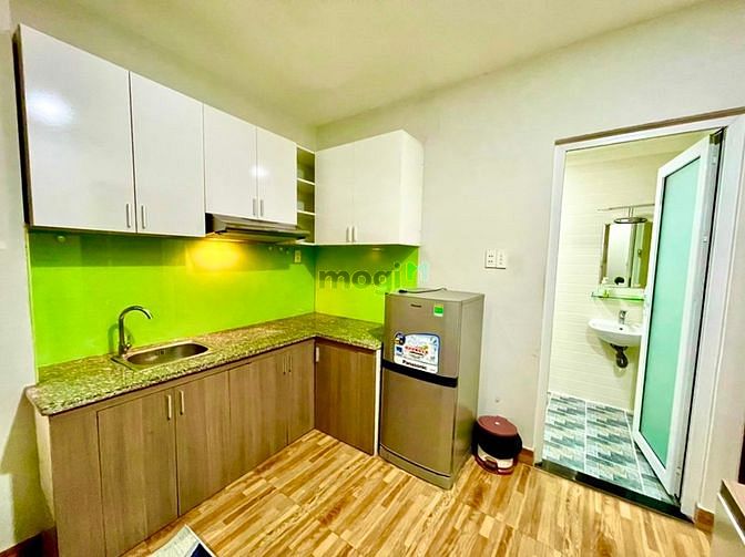 Hình ảnh Studio ban công ngay cầu Calmette, mặt tiền đường Quận 4