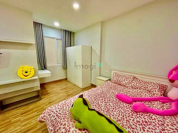 Hình ảnh Studio ban công ngay cầu Calmette, mặt tiền đường Quận 4