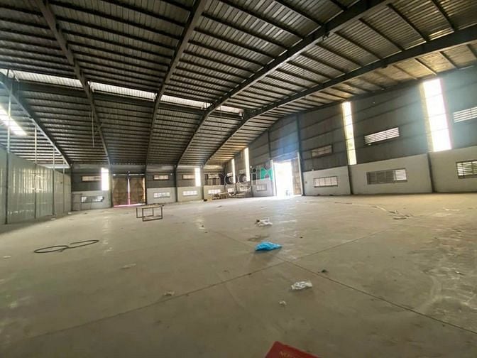 Hình ảnh Kho chợ lớn đẹp có pccc 200_300_1300m2 cạnh chợ Kim Biên
