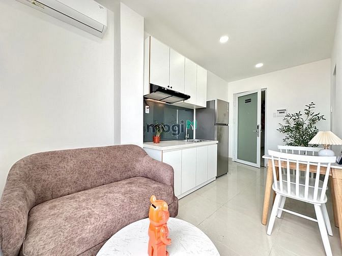 Hình ảnh Căn Hộ Dịch Vụ 1PN Mới 100% - Full Nội Thât - Ban Công - Khu Sân Bay