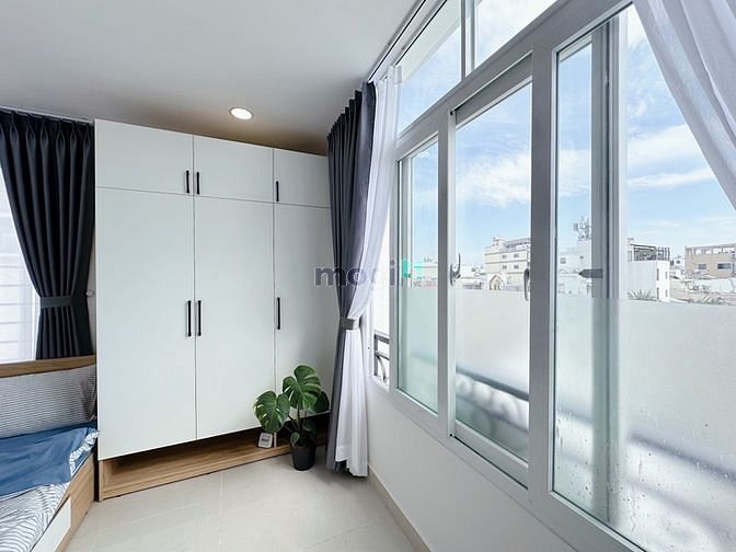 Hình ảnh Căn Hộ Dịch Vụ 1PN Mới 100% - Full Nội Thât - Ban Công - Khu Sân Bay