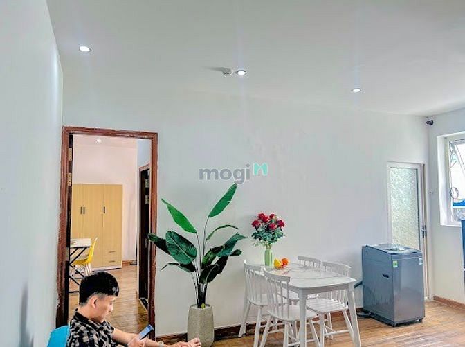 Hình ảnh Căn Hộ Dịch Vụ 1PN Mới 100% - Full Nội Thât - Ban Công - Khu Sân Bay