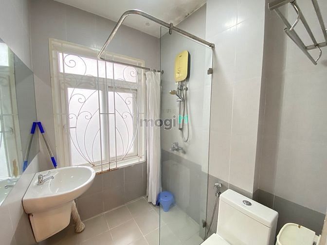 Hình ảnh Studio phòng đẹp, cửa sổ trời, nội thất đầy đủ mới 100% khu sân bay