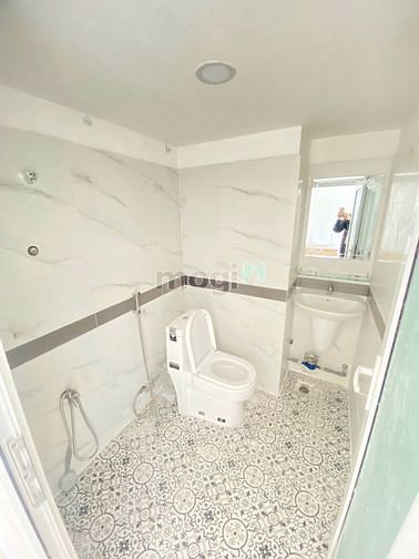 Hình ảnh Phòng trọ studio Ban công Full Nội thất mặt tiền đường Nguyễn Xí