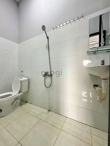 Hình ảnh Cho thuê phòng trọ có gác gần cao đẳng công thương