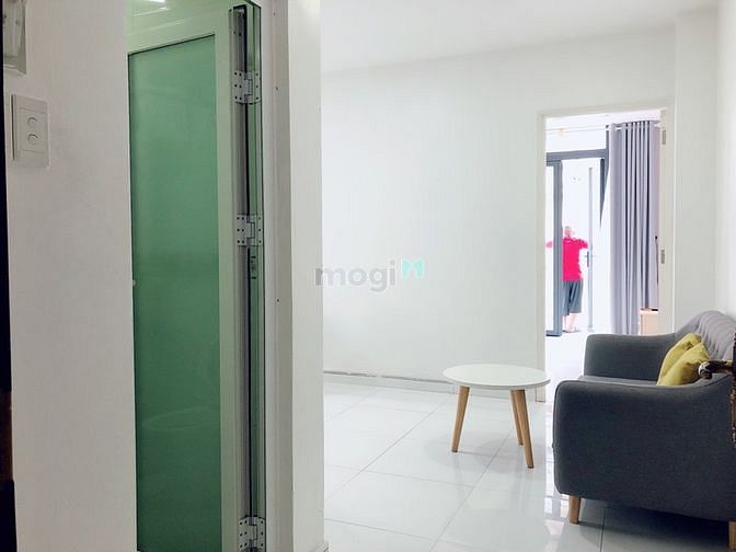 Hình ảnh CHDV 1PN-1PK 50m2 ban công full nội thất cao cấp khu sân bay