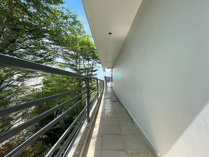Hình ảnh Căn gốc 2 mặt tiền, đường 12m, view biệt thự