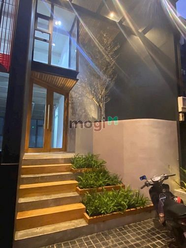 Hình ảnh Cho thuê nhà nguyên căn gần Chung cư Masteri Thảo Điền , Quận 2