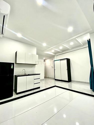 Hình ảnh Siêu Phẩm Ban Công Full Nội Thất Giá Chỉ 3tr8 / 1 Tháng