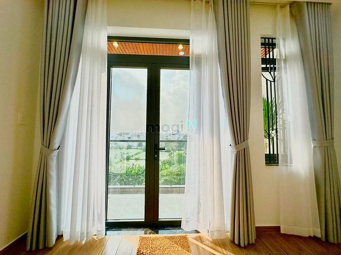 Hình ảnh Siêu phẩm thang máy view bờ kênh - 6 tầng chỉ hơn 7T