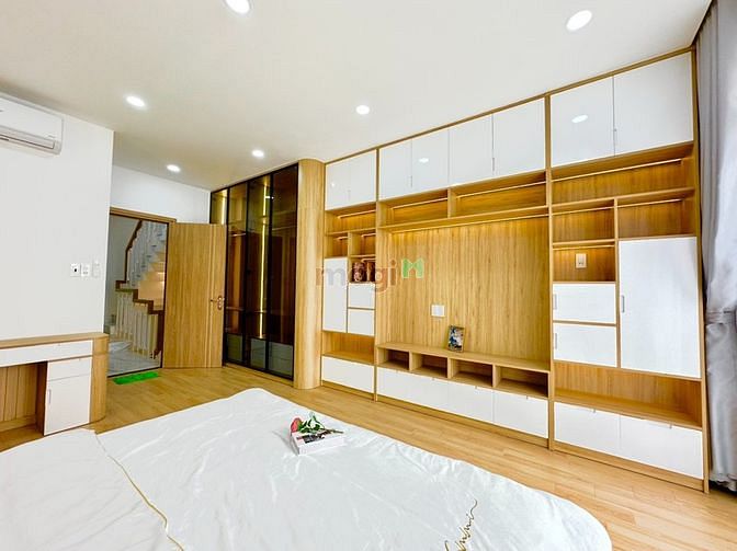 Hình ảnh Siêu phẩm thang máy view bờ kênh - 6 tầng chỉ hơn 7T