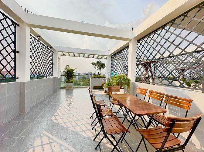 Hình ảnh Siêu phẩm thang máy view bờ kênh - 6 tầng chỉ hơn 7T