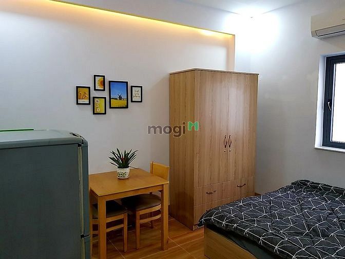 Hình ảnh Studio full nội thất, cửa sổ trời, thang máy, gần CV Phú Lâm, BXMT