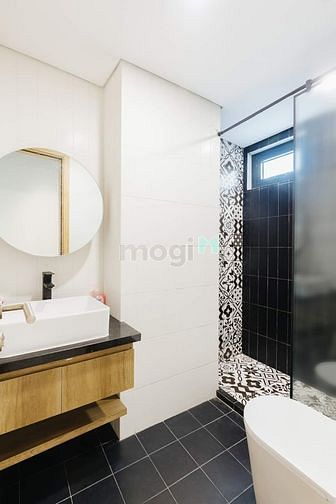 Hình ảnh Cho Thuê Căn Hộ Studio Cửa Sổ Lớn - Ban Công Gần Chợ Phạm Văn Hai QTB