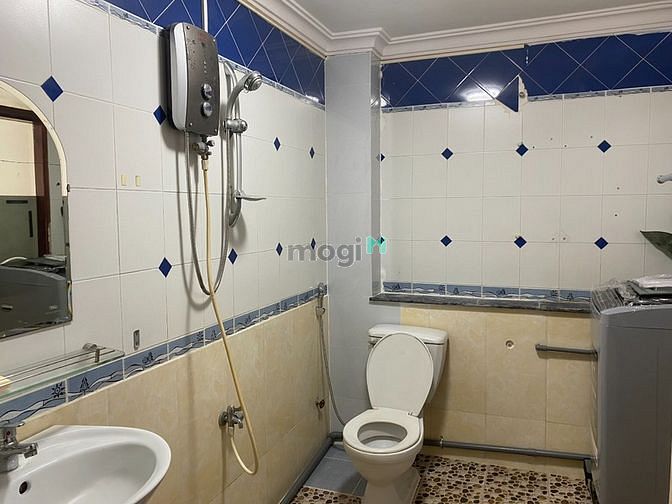 Hình ảnh Căn Hộ Cao Cấp Full Nội Thất- Có Ban Công - Máy Giặt Riêng-Gần Sân Bay