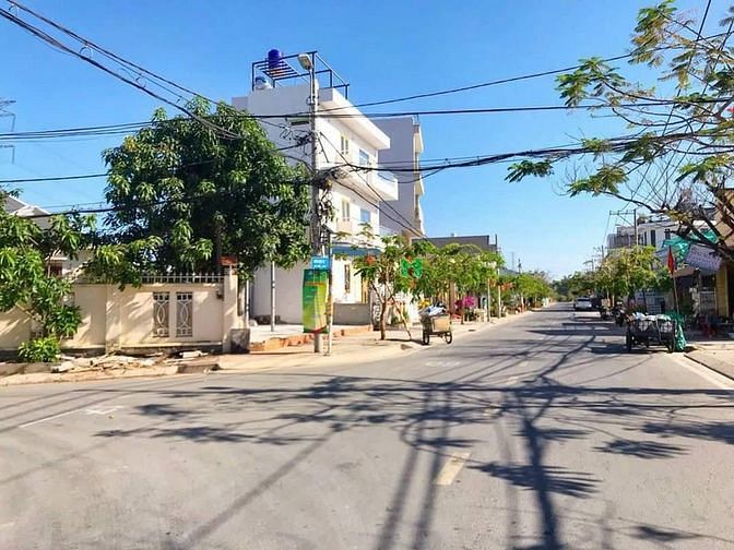 Hình ảnh Đất thổ cư đường 12m, Nhà bè. đường 12m, dân trí cao. 32 tr/ m2.