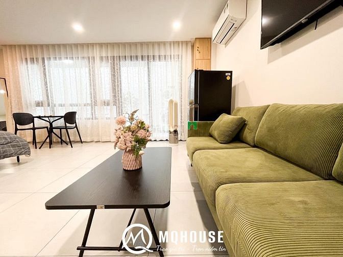 Hình ảnh Căn Hộ Dịch Vụ Mới 100% Full Nội Thất - Tách Bếp - Khu Sân Bay