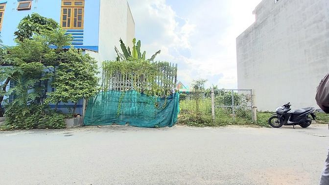 Hình ảnh Bán đất hẻm số 730 đường lã xuân oai. P long trường .Tp Thủ đức