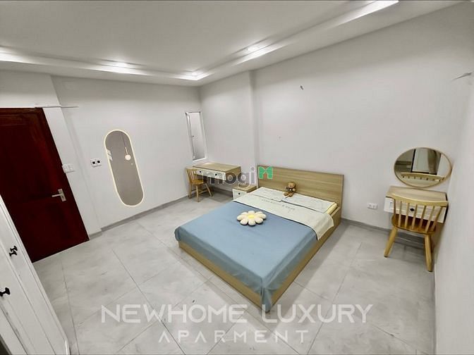 Hình ảnh Căn Hộ Dịch Vụ Mới 100% Full Nội Thất - Tách Bếp - Khu Sân Bay