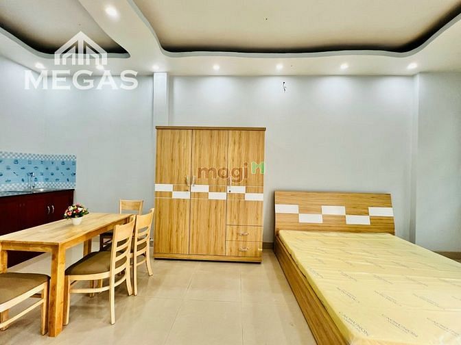Hình ảnh Căn Hộ Dịch Vụ Ban Công Full NT Siêu Rộng ngay Lý Chiêu Hoàng, Quận 6
