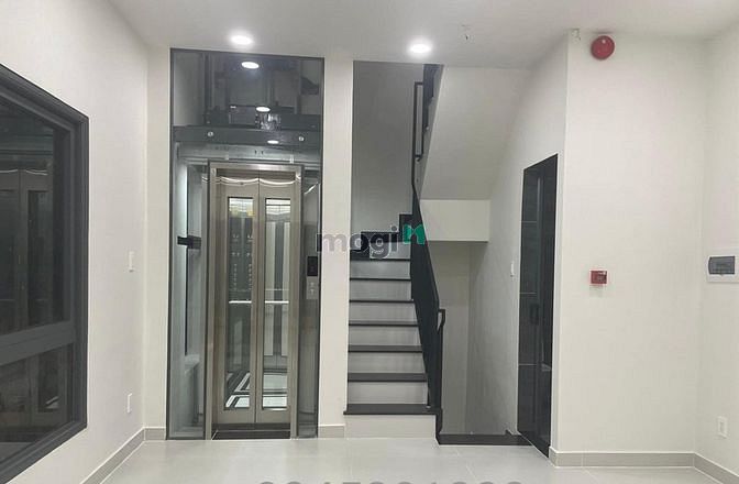 Hình ảnh Cho Thuê Nhà Góc 2 Mặt Tiền Pasteur-Đối Diện Takashimaya-Saigon Centre