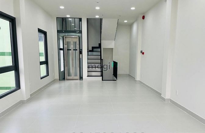 Hình ảnh Cho Thuê Nhà Góc 2 Mặt Tiền Pasteur-Đối Diện Takashimaya-Saigon Centre