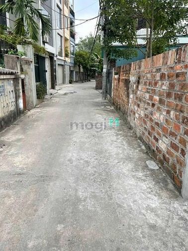 Hình ảnh Bán đất ngõ 87 Phúc Lợi. DT 30m2 ngay sát trường THPT Phúc Lợi.