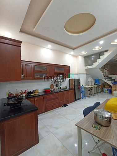 Hình ảnh Cho thuê nhà đẹp gần Aeon bình tân 5*20m ba lầu